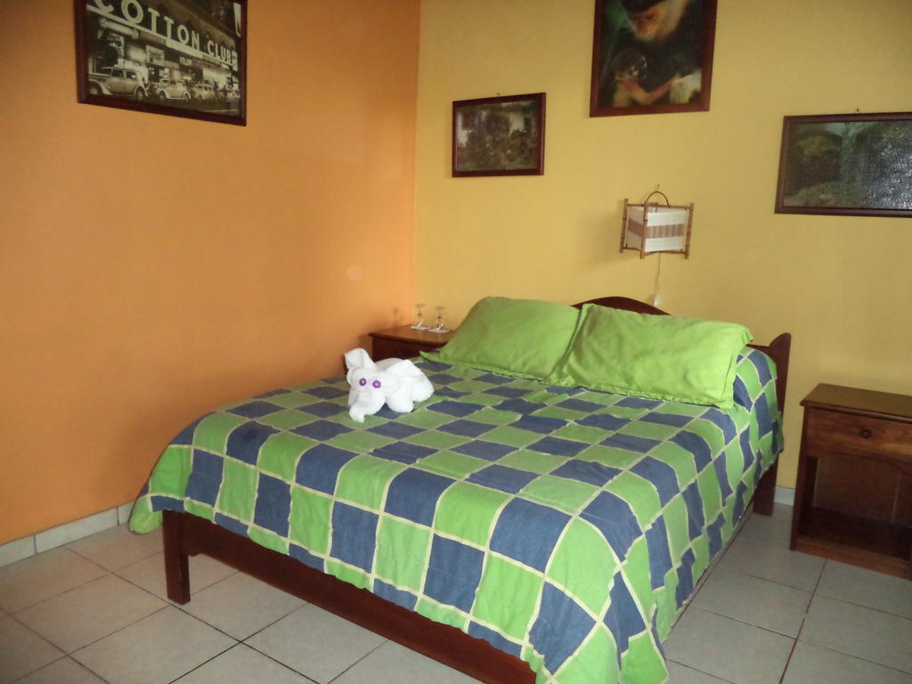 Hotel Vagabondo La Fortuna 客房 照片