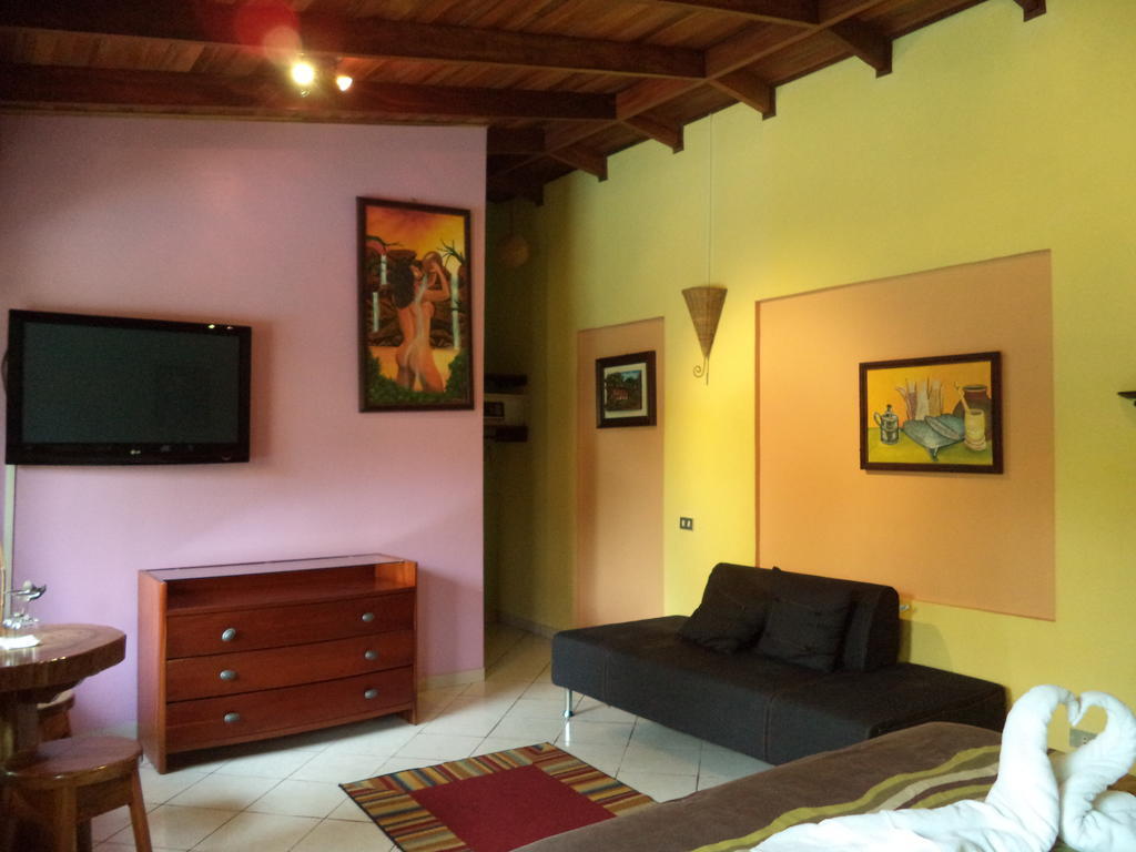 Hotel Vagabondo La Fortuna 外观 照片