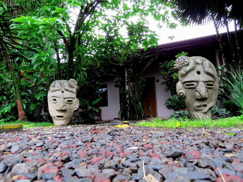 Hotel Vagabondo La Fortuna 外观 照片