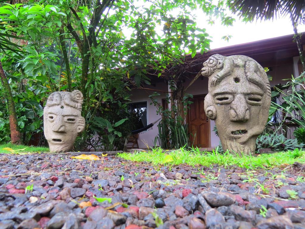 Hotel Vagabondo La Fortuna 外观 照片