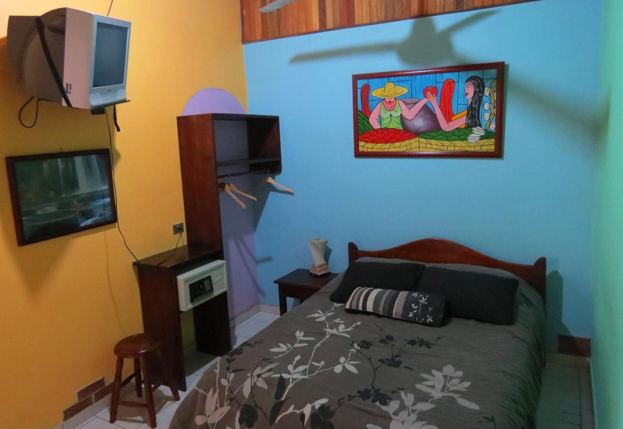 Hotel Vagabondo La Fortuna 外观 照片